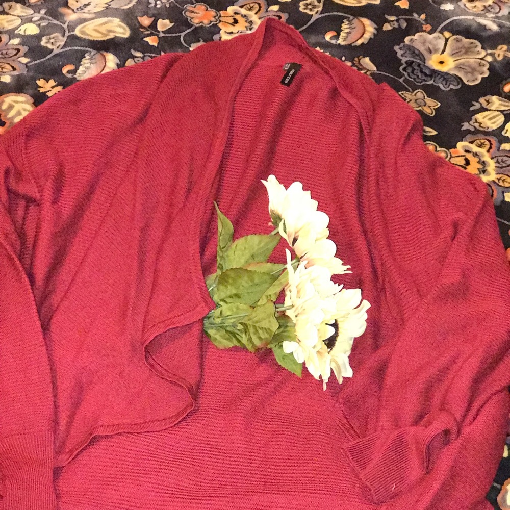 🌼Maurice’s Maroon Sweater. SIZE M. LIKE NEW.🌼